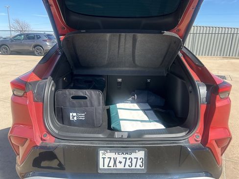 Used 2024 Buick Envista Sport Touring w/ Convenience I Package image 11