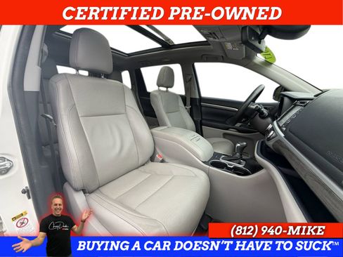 Used 2017 Toyota Highlander Limited Platinum AWD/4WD image 22