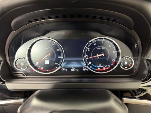 Used 2018 BMW 650i Convertible RWD image 22
