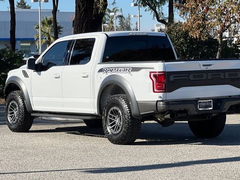 Used 2019 Ford F150 Raptor w/ Equipment Group 802A Luxury image 6