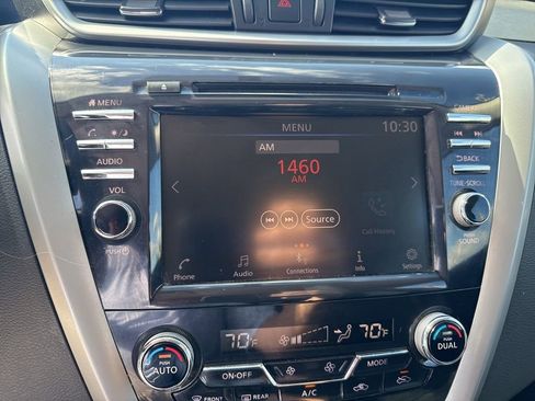 Used 2019 Nissan Murano S AWD/4WD image 13