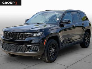 Used 2025 Jeep Grand Cherokee Altitude AWD/4WD video 1