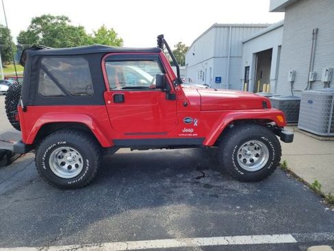 Used 2005 Jeep Wrangler X w/ Rocky Mountain Edition Group AWD/4WD image 4