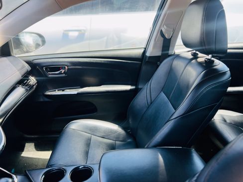 Used 2018 Toyota Avalon XLE FWD image 18