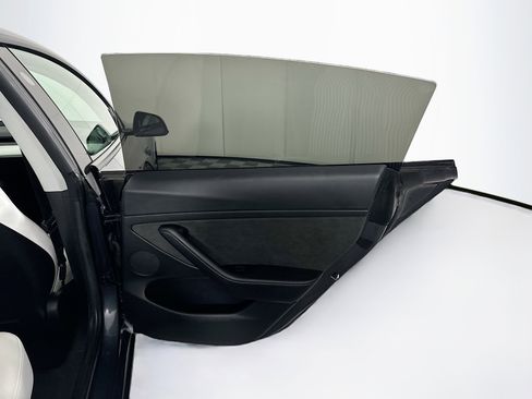 Used 2021 Tesla Model 3 Long Range image 28