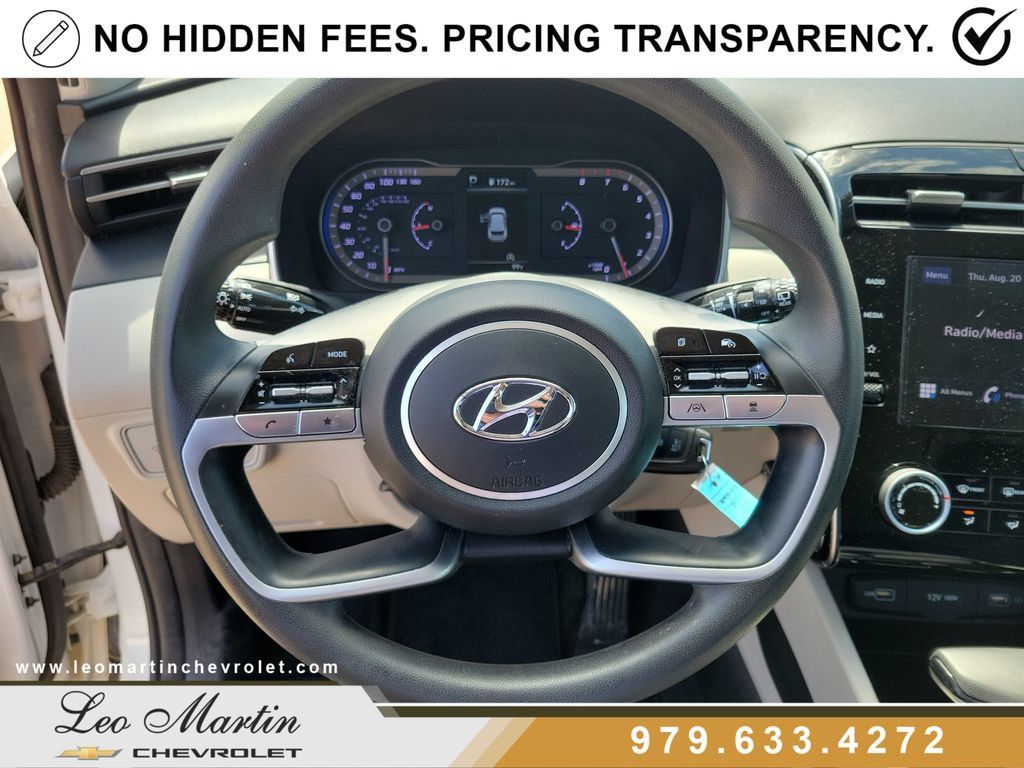 Used 2023 Hyundai Tucson SE FWD image 18