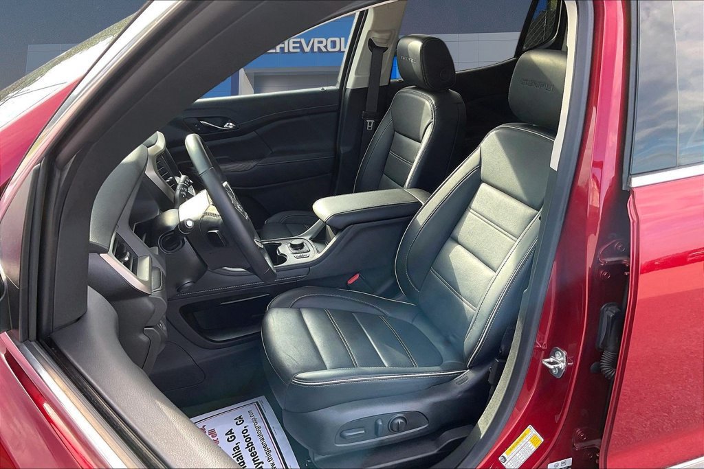 Used 2023 GMC Acadia Denali w/ Denali Ultimate Package FWD image 24
