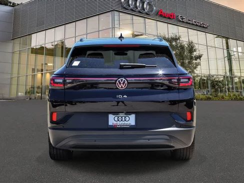 Used 2023 Volkswagen ID.4 Pro S RWD image 3