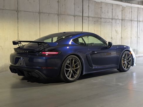 Certified 2021 Porsche 718 Cayman GT4 RWD image 8
