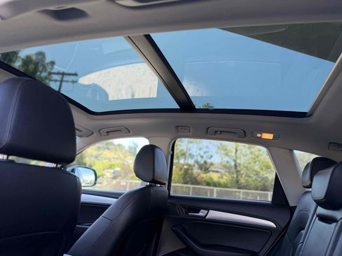 Used 2017 Audi Q5 2.0T Premium Plus w/ Technology Package image 31