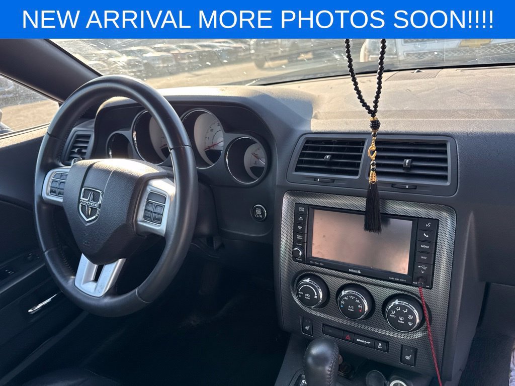 Used 2012 Dodge Challenger R/T RWD image 13