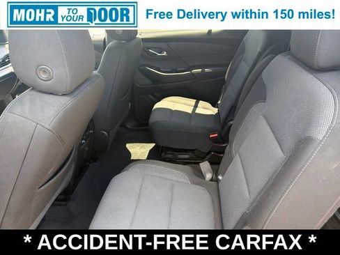 Used 2022 Chevrolet Traverse LT FWD image 42