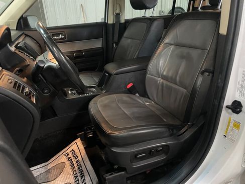 Used 2015 Ford Flex Limited w/ Limited Appearance Package AWD/4WD image 15