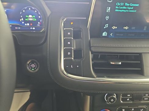 Used 2024 Chevrolet Tahoe Z71 AWD/4WD image 22