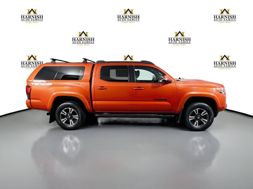 Used 2018 Toyota Tacoma TRD Sport w/ Technology Package AWD/4WD image 8