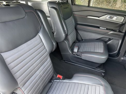 New 2025 Ford Explorer ST-Line w/ Premium Package image 16