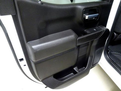 Used 2021 Chevrolet Silverado 1500 LT w/ Bed Protection Package image 39