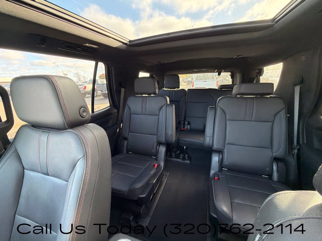 Used 2022 Chevrolet Tahoe RST w/ Luxury Package AWD/4WD image 24