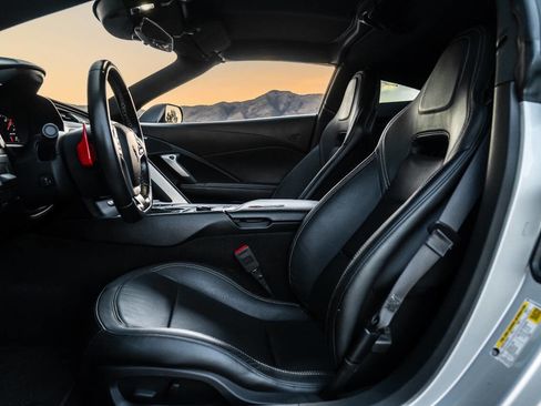 Used 2016 Chevrolet Corvette Z06 image 5