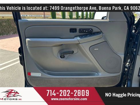 Used 2004 Chevrolet Suburban LT w/ Preferred Equipment Group image 44