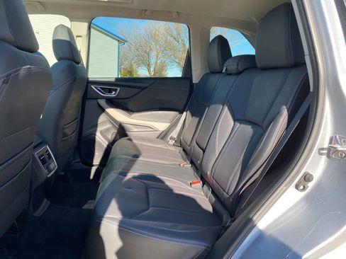 Used 2023 Subaru Forester Limited w/ Popular Package #2 image 17