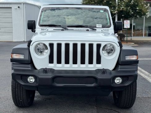 Used 2018 Jeep Wrangler Unlimited Sport S AWD/4WD image 4