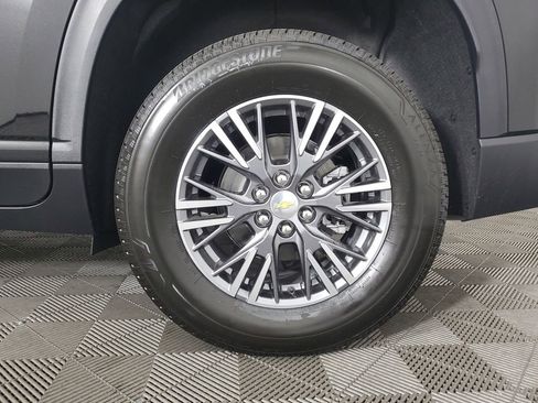 New 2026 Chevrolet Traverse LT w/ Driver Confidence Package image 32