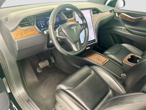 Used 2018 Tesla Model X 100D AWD/4WD image 4
