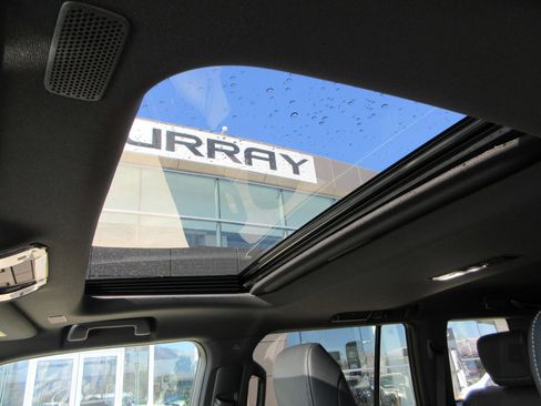 Used 2026 Lexus GX 550 w/ Cold Area Package image 17