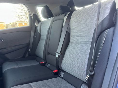 Used 2021 Nissan Rogue S image 35