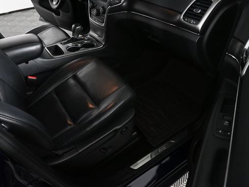 Used 2018 Jeep Grand Cherokee Limited RWD image 21