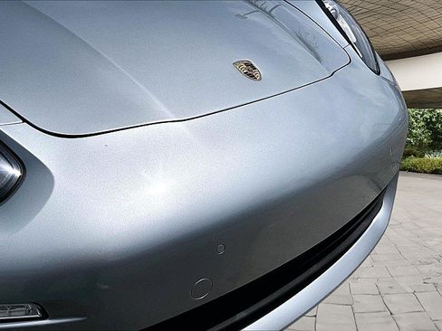Used 2016 Porsche Panamera S RWD image 23