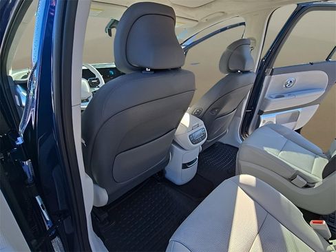 New 2026 Hyundai Ioniq 9 Calligraphy image 18