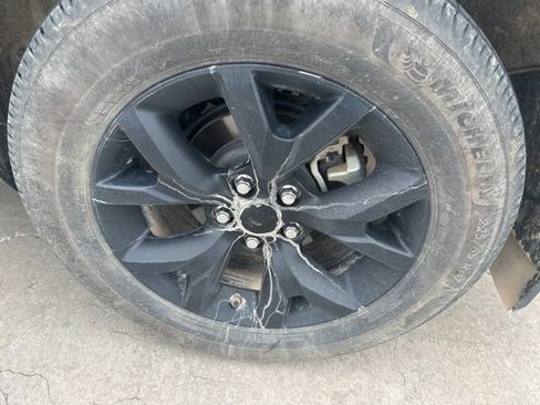 Used 2023 Toyota RAV4 LE FWD image 11