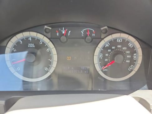 Used 2010 Ford Escape XLT image 11