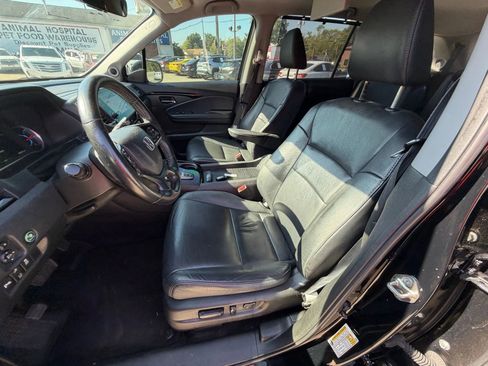 Used 2019 Honda Pilot Touring image 19