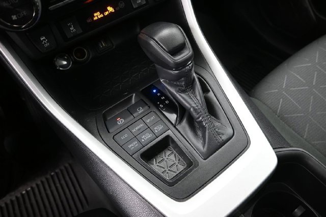Certified 2024 Toyota RAV4 XLE AWD/4WD image 15