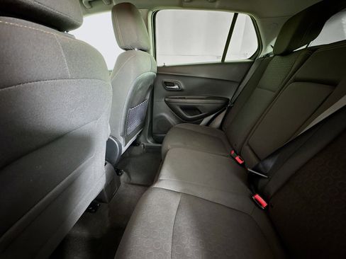 Used 2019 Chevrolet Trax LS w/ Tint and Cruise Package image 23