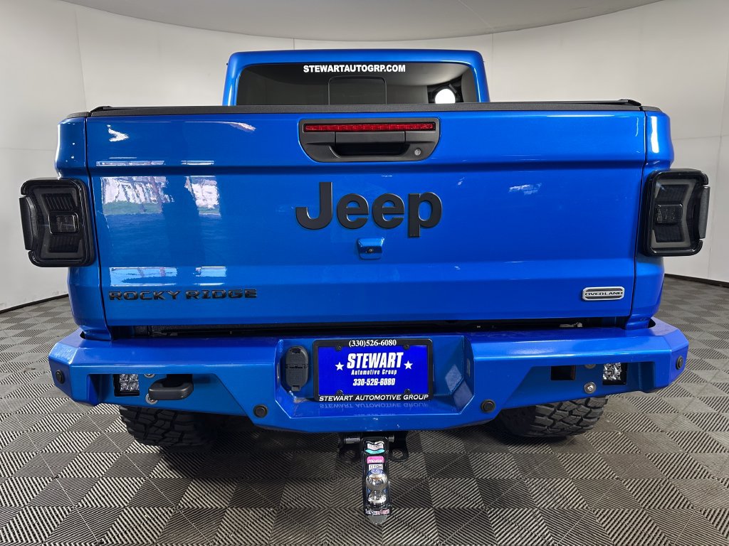 Used 2022 Jeep Gladiator Overland w/ Cold Weather Group AWD/4WD image 4
