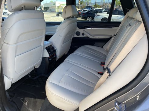 Used 2018 BMW X5 sDrive35i RWD image 15