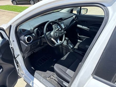 Used 2022 Nissan Versa S FWD image 20