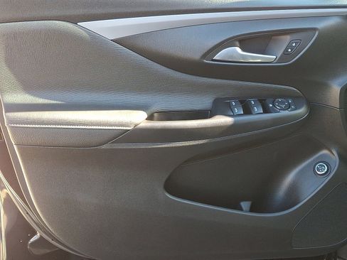 Used 2024 Buick Envista Preferred w/ Convenience II Package image 13