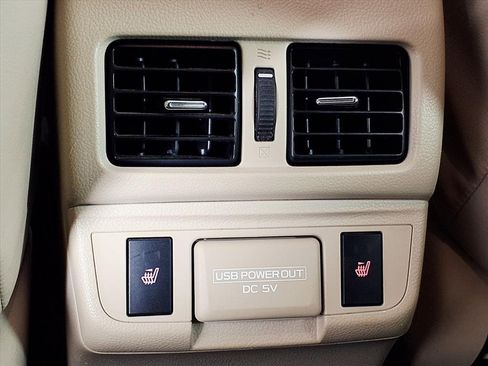 Used 2018 Subaru Outback 3.6R Limited image 13