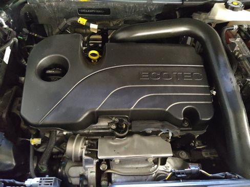 Used 2023 Chevrolet Equinox LT FWD image 30