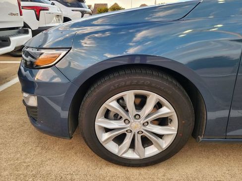 Used 2025 Chevrolet Malibu LT FWD image 7