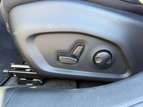 New 2026 Jeep Compass Limited image 25