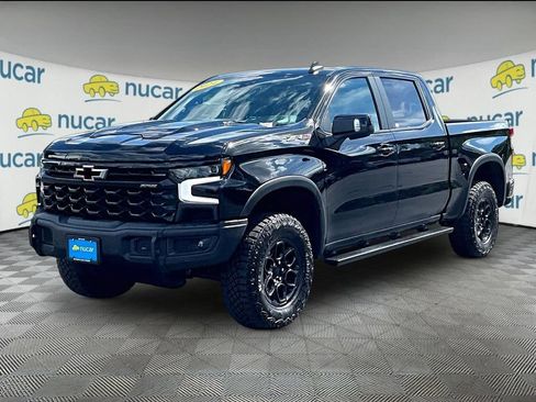 Used 2024 Chevrolet Silverado 1500 ZR2 w/ ZR2 Bison Edition AWD/4WD image 3
