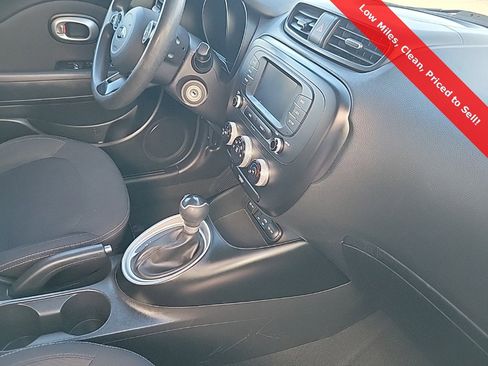 Used 2019 Kia Soul Base 4D Hatchback image 42