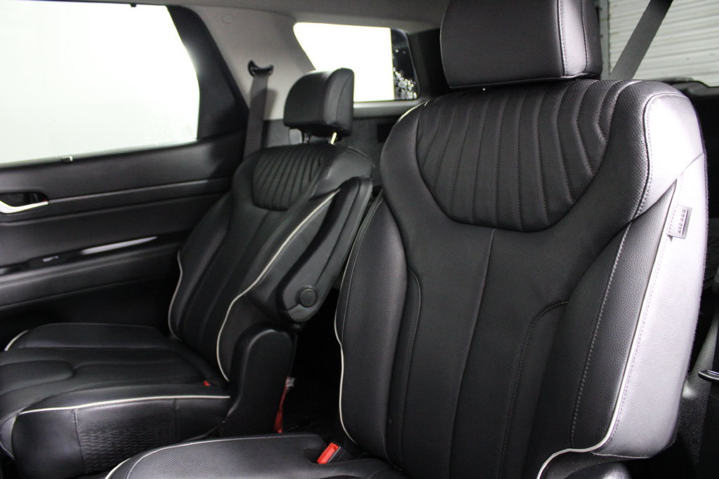 Certified 2024 Hyundai Palisade Limited FWD image 20