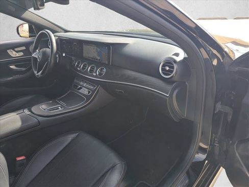 Used 2021 Mercedes-Benz E 350 Sedan image 18